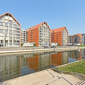 downtown-apartments-aura-ii.gdanskhotel.org/